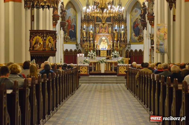 Zdjęcie w galerii na portalu naszraciborz.pl: Młodzi organiści zaprezentowali swoje umiejętności na Ostrogu  wiadomości z regionu