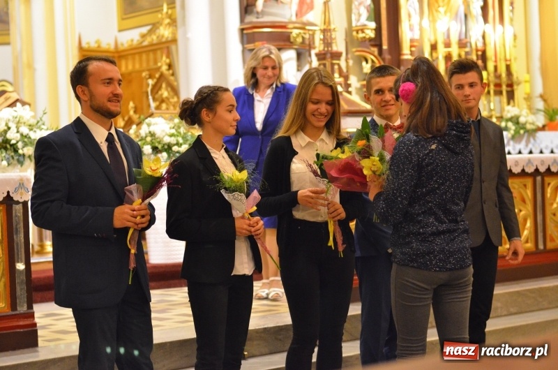 Zdjęcie w galerii na portalu naszraciborz.pl: Młodzi organiści zaprezentowali swoje umiejętności na Ostrogu  wiadomości z regionu