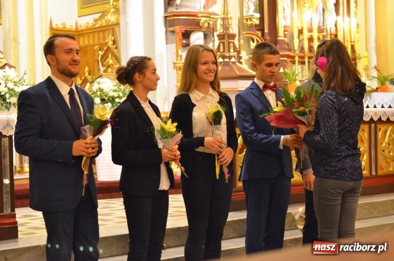 Zdjęcie w galerii na portalu naszraciborz.pl: Młodzi organiści zaprezentowali swoje umiejętności na Ostrogu  wiadomości z regionu