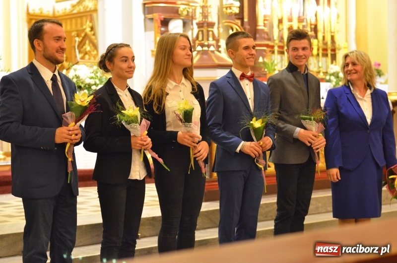 Zdjęcie w galerii na portalu naszraciborz.pl: Młodzi organiści zaprezentowali swoje umiejętności na Ostrogu  wiadomości z regionu