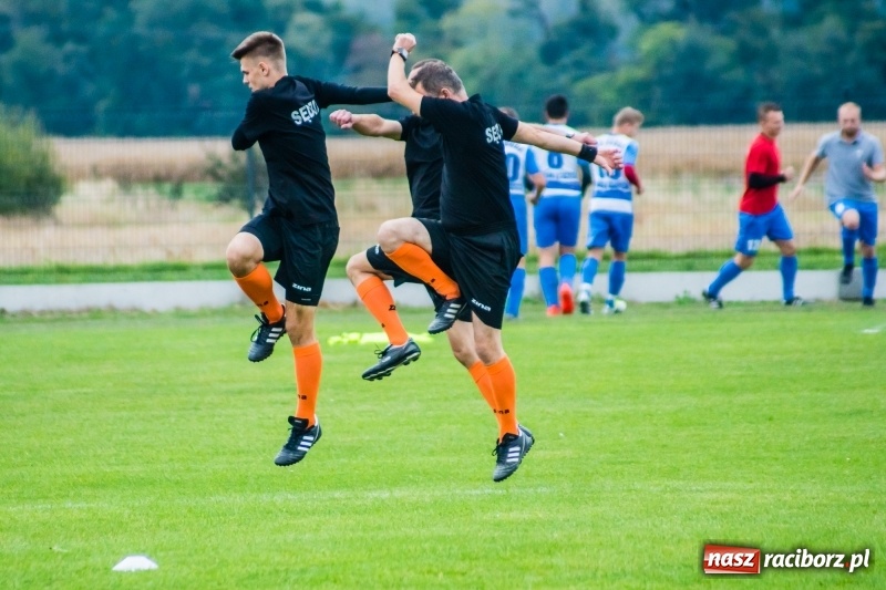Zdjęcie w galerii na portalu naszraciborz.pl: Zawada Książęca kontra Rudy. Zwycięstwo rodziło się w bólach wiadomości z regionu