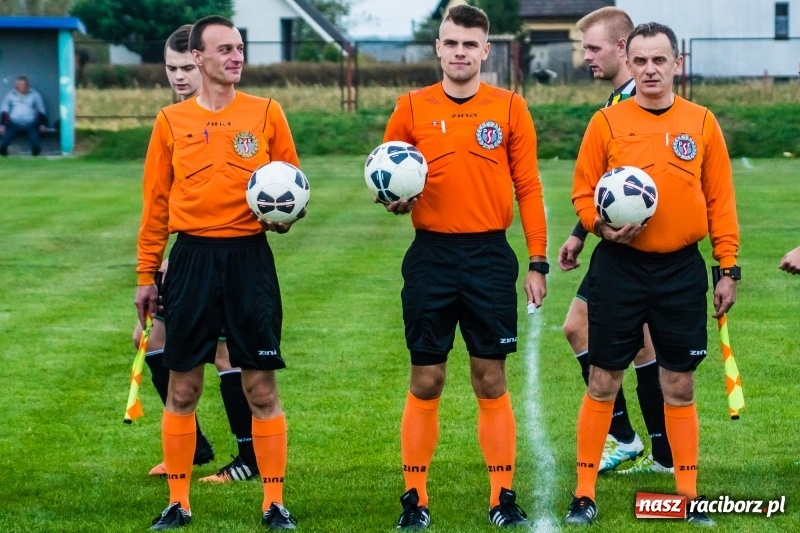 Zdjęcie w galerii na portalu naszraciborz.pl: Zawada Książęca kontra Rudy. Zwycięstwo rodziło się w bólach wiadomości z regionu