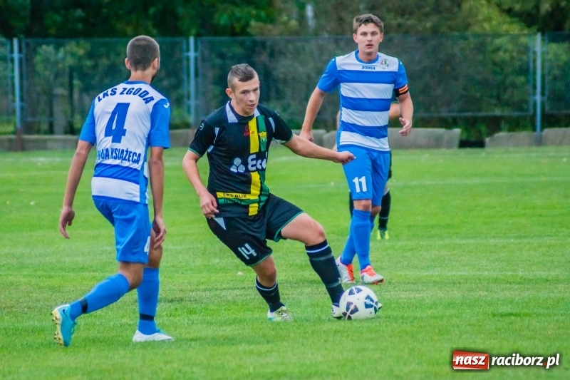 Zdjęcie w galerii na portalu naszraciborz.pl: Zawada Książęca kontra Rudy. Zwycięstwo rodziło się w bólach wiadomości z regionu