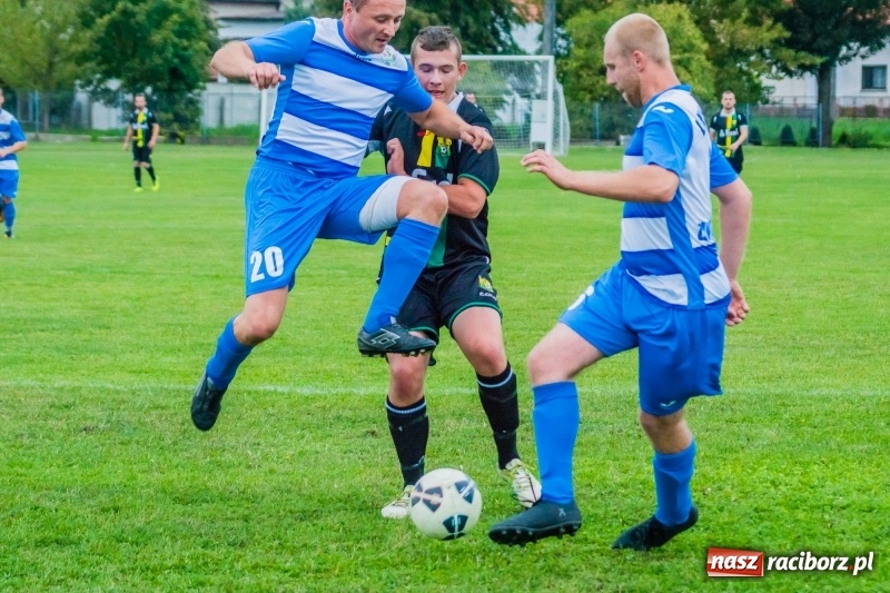 Zdjęcie w galerii na portalu naszraciborz.pl: Zawada Książęca kontra Rudy. Zwycięstwo rodziło się w bólach wiadomości z regionu
