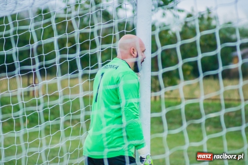 Zdjęcie w galerii na portalu naszraciborz.pl: Zawada Książęca kontra Rudy. Zwycięstwo rodziło się w bólach wiadomości z regionu