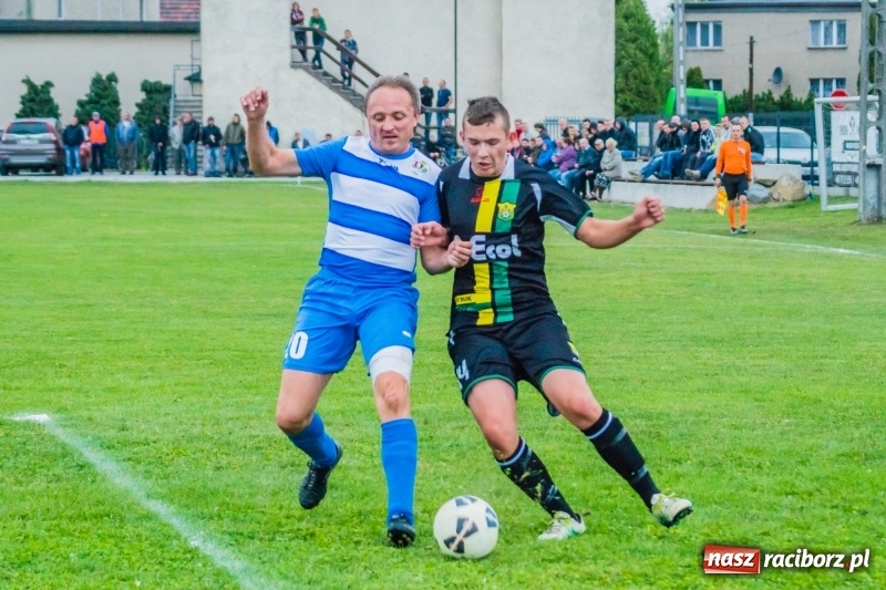 Zdjęcie w galerii na portalu naszraciborz.pl: Zawada Książęca kontra Rudy. Zwycięstwo rodziło się w bólach wiadomości z regionu