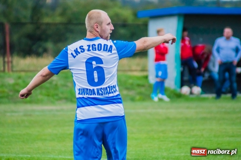 Zdjęcie w galerii na portalu naszraciborz.pl: Zawada Książęca kontra Rudy. Zwycięstwo rodziło się w bólach wiadomości z regionu