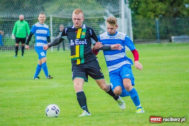 Zdjęcie w galerii na portalu naszraciborz.pl: Zawada Książęca kontra Rudy. Zwycięstwo rodziło się w bólach wiadomości z regionu