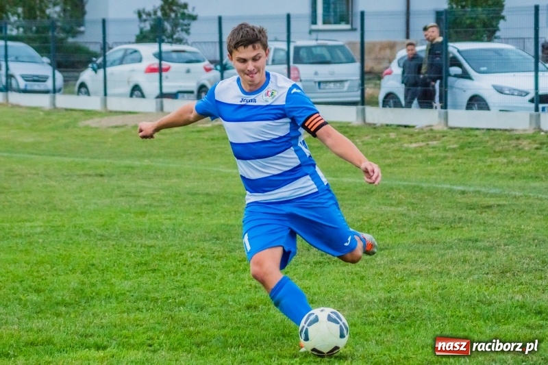 Zdjęcie w galerii na portalu naszraciborz.pl: Zawada Książęca kontra Rudy. Zwycięstwo rodziło się w bólach wiadomości z regionu