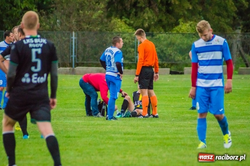 Zdjęcie w galerii na portalu naszraciborz.pl: Zawada Książęca kontra Rudy. Zwycięstwo rodziło się w bólach wiadomości z regionu