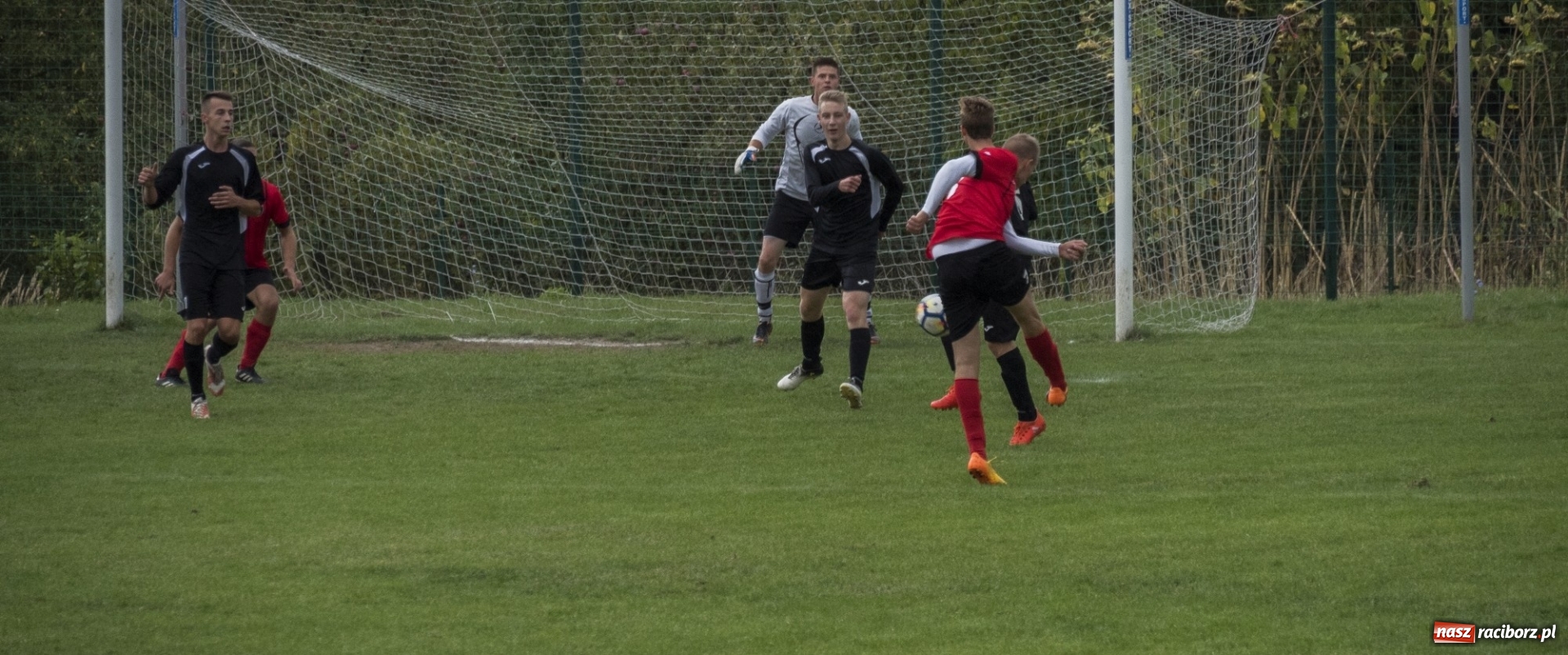 Zdjęcie w galerii na portalu naszraciborz.pl: A klasa: Pewna wygrana Brzezia w starciu z Lyskami wiadomości z regionu