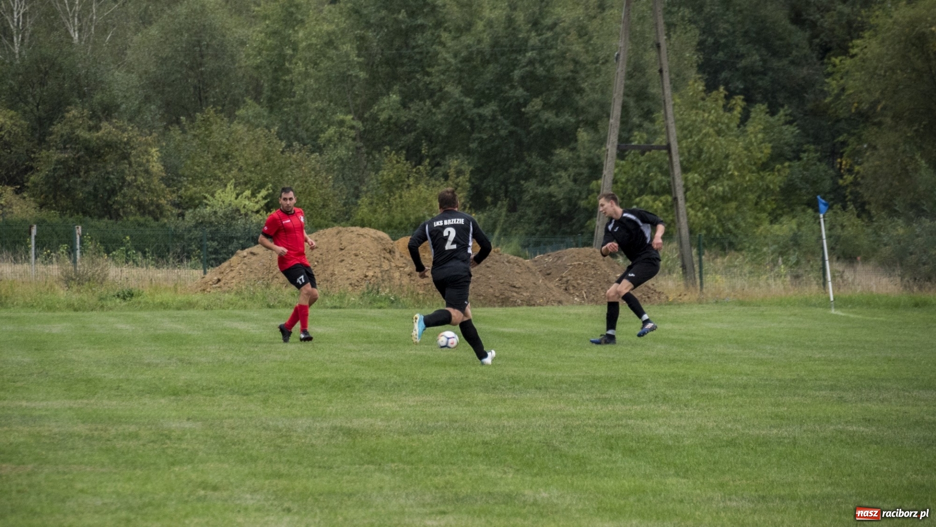 Zdjęcie w galerii na portalu naszraciborz.pl: A klasa: Pewna wygrana Brzezia w starciu z Lyskami wiadomości z regionu