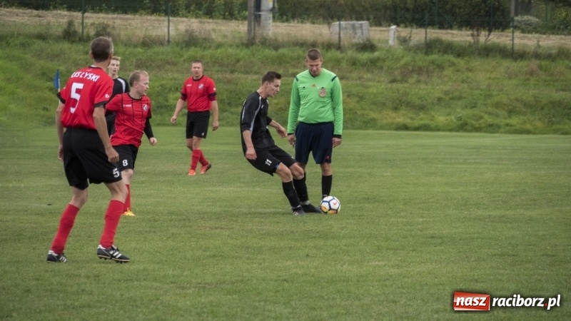 Zdjęcie w galerii na portalu naszraciborz.pl: A klasa: Pewna wygrana Brzezia w starciu z Lyskami wiadomości z regionu