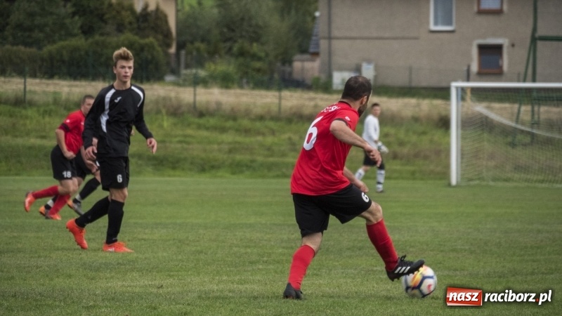 Zdjęcie w galerii na portalu naszraciborz.pl: A klasa: Pewna wygrana Brzezia w starciu z Lyskami wiadomości z regionu