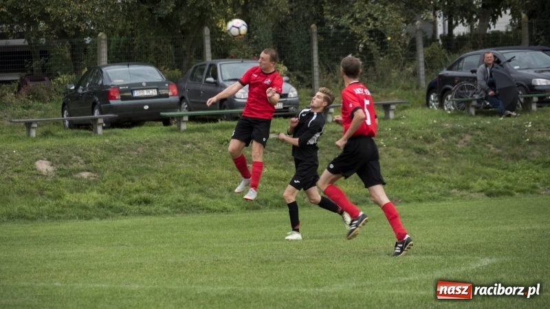 Zdjęcie w galerii na portalu naszraciborz.pl: A klasa: Pewna wygrana Brzezia w starciu z Lyskami wiadomości z regionu