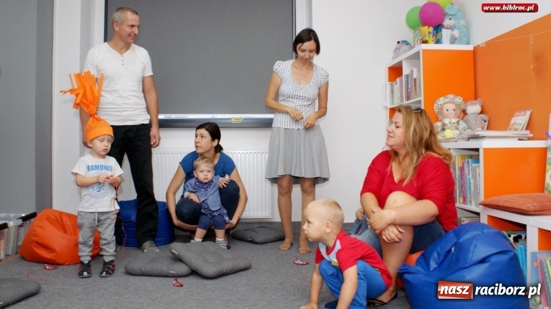 Zdjęcie w galerii na portalu naszraciborz.pl: Krasnoludki w Klubie Malucha w bibliotece na Ostrogu wiadomości z regionu