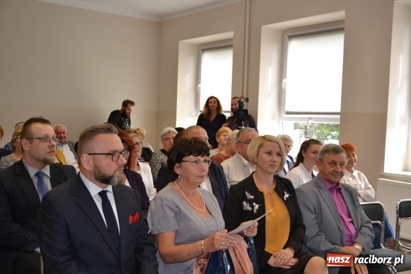 Zdjęcie w galerii na portalu naszraciborz.pl: W Owsiszczach otwarto klub Senior plus wiadomości z regionu