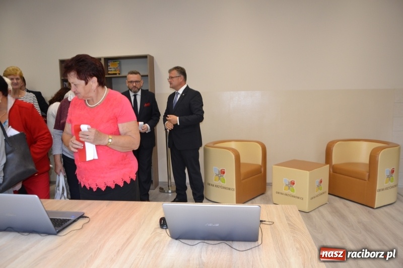 Zdjęcie w galerii na portalu naszraciborz.pl: W Owsiszczach otwarto klub Senior plus wiadomości z regionu