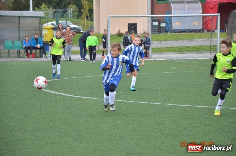 Zdjęcie w galerii na portalu naszraciborz.pl: Trzecie miejsce żaków LKS Tworków na turnieju w Tychach wiadomości z regionu