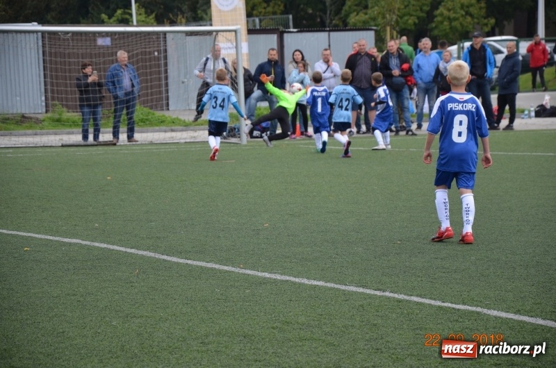 Zdjęcie w galerii na portalu naszraciborz.pl: Trzecie miejsce żaków LKS Tworków na turnieju w Tychach wiadomości z regionu