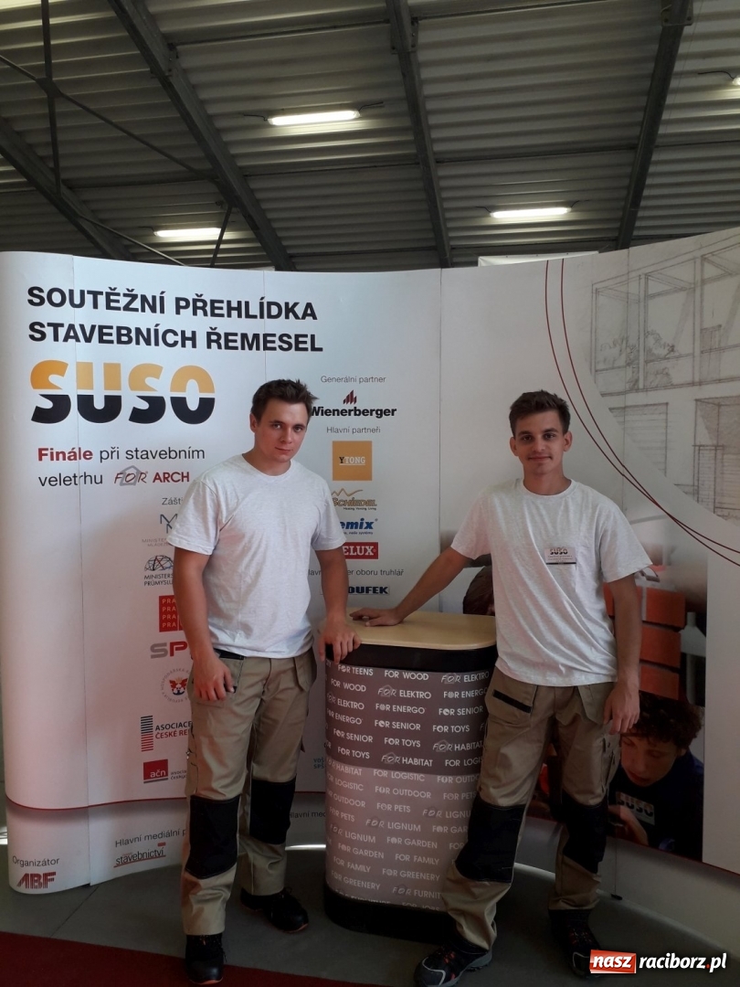 Zdjęcie w galerii na portalu naszraciborz.pl: Trzecie miejsce uczniów CKZiU nr 1 w Pradze  wiadomości z regionu