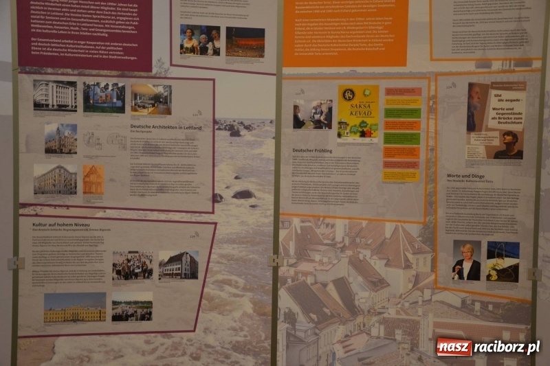 Zdjęcie w galerii na portalu naszraciborz.pl: W dwóch światach. 25 niemieckich historii. Prezentacja mniejszości niemieckich na zamku  wiadomości z regionu