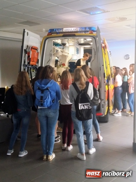 Zdjęcie w galerii na portalu naszraciborz.pl: Uczniowie I LO w Centrum Dydaktyki i Symulacji Medycznej wiadomości z regionu
