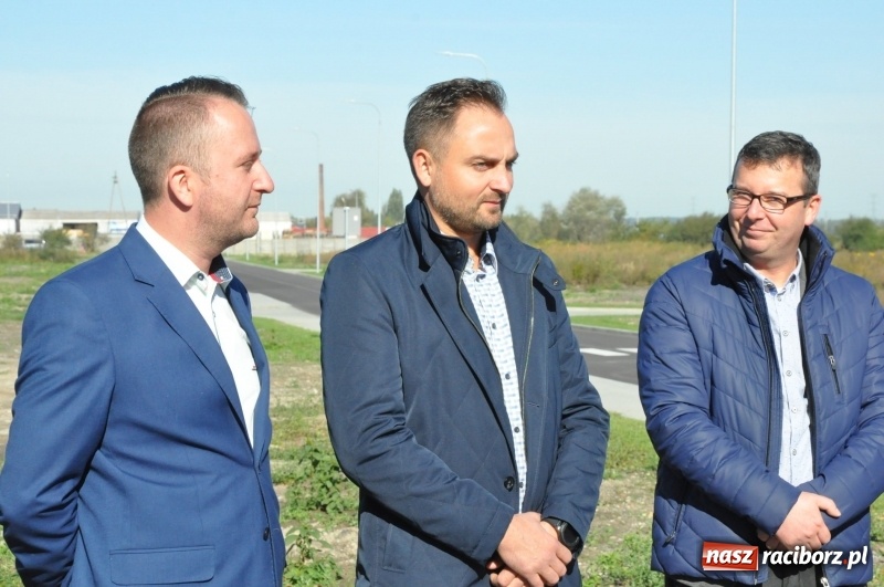 Zdjęcie w galerii na portalu naszraciborz.pl: Coraz więcej nowych zakładów w Raciborzu Ostrogu. Miasto pochwaliło się dwiema strefami gospodarczymi przy Uldze  wiadomości z regionu