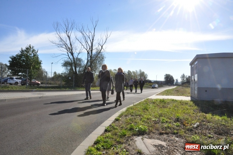 Zdjęcie w galerii na portalu naszraciborz.pl: Coraz więcej nowych zakładów w Raciborzu Ostrogu. Miasto pochwaliło się dwiema strefami gospodarczymi przy Uldze  wiadomości z regionu
