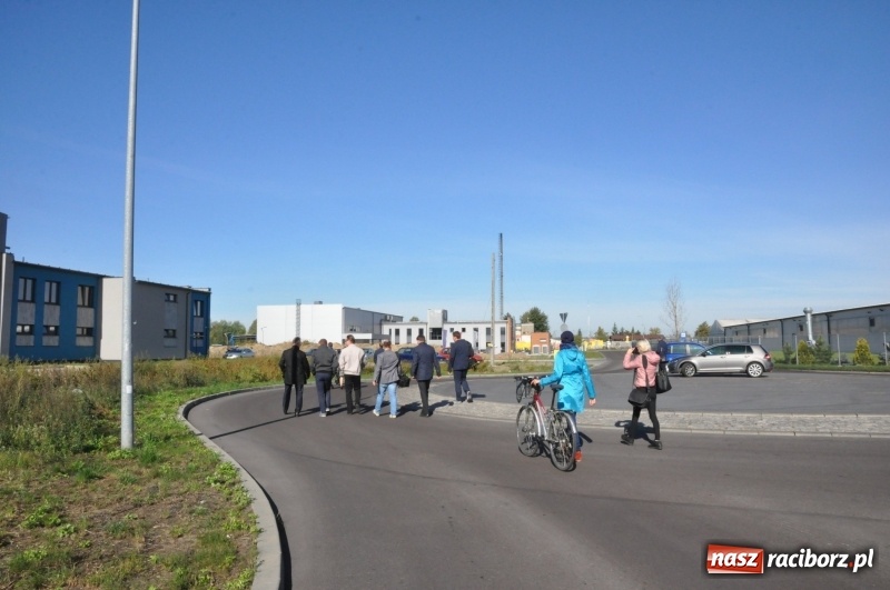 Zdjęcie w galerii na portalu naszraciborz.pl: Coraz więcej nowych zakładów w Raciborzu Ostrogu. Miasto pochwaliło się dwiema strefami gospodarczymi przy Uldze  wiadomości z regionu