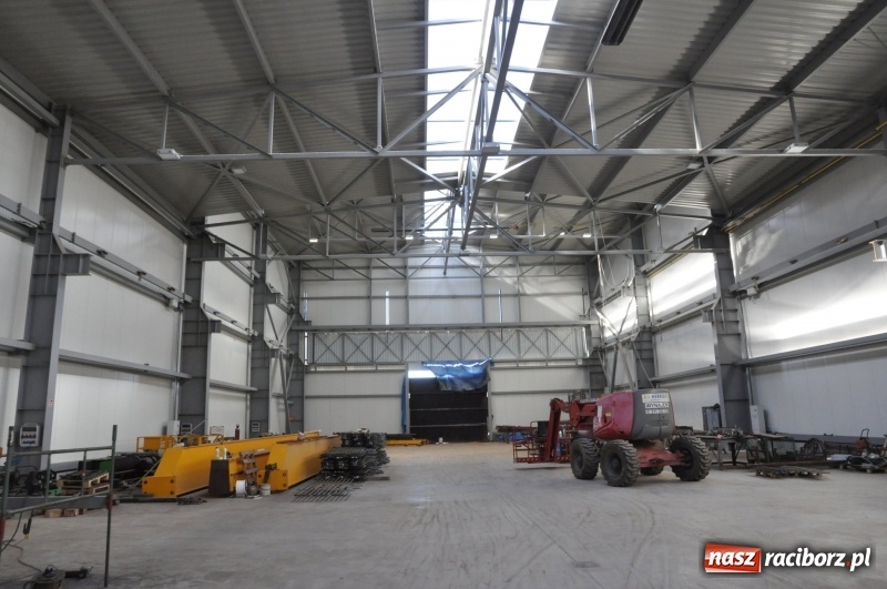 Zdjęcie w galerii na portalu naszraciborz.pl: Coraz więcej nowych zakładów w Raciborzu Ostrogu. Miasto pochwaliło się dwiema strefami gospodarczymi przy Uldze  wiadomości z regionu