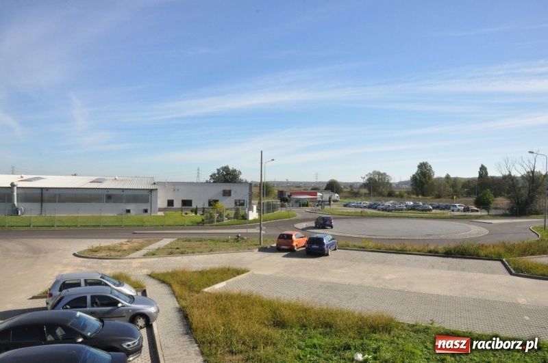 Zdjęcie w galerii na portalu naszraciborz.pl: Coraz więcej nowych zakładów w Raciborzu Ostrogu. Miasto pochwaliło się dwiema strefami gospodarczymi przy Uldze  wiadomości z regionu