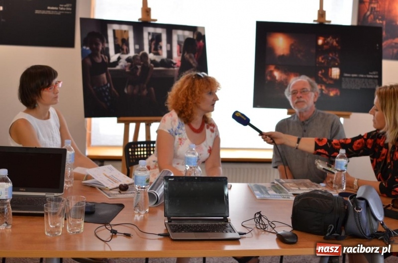 Zdjęcie w galerii na portalu naszraciborz.pl: Piątkowe występy RCK na raciborskim Rynku wiadomości z regionu