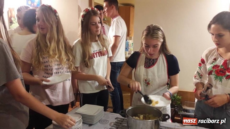 Zdjęcie w galerii na portalu naszraciborz.pl: Kornowac. Przez taniec do wiedzy i przyjaźni  wiadomości z regionu