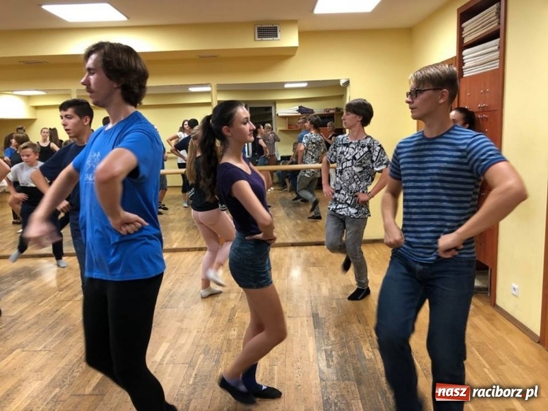 Zdjęcie w galerii na portalu naszraciborz.pl: Kornowac. Przez taniec do wiedzy i przyjaźni  wiadomości z regionu