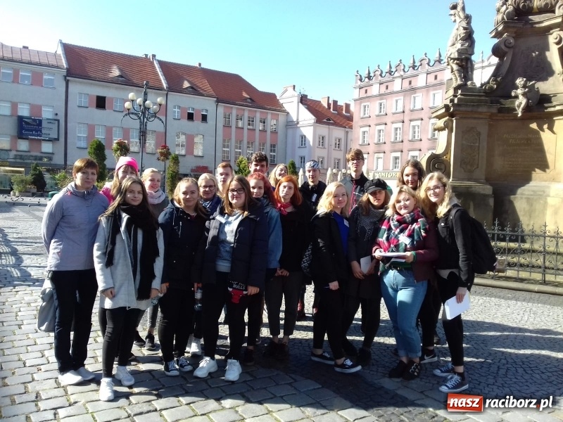 Zdjęcie w galerii na portalu naszraciborz.pl: Europejski Dzień Języków Obcych w Ekonomiku wiadomości z regionu