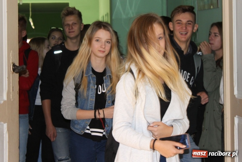 Zdjęcie w galerii na portalu naszraciborz.pl: Europejski Dzień Języków Obcych w Ekonomiku wiadomości z regionu