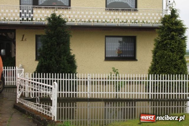 Zdjęcie w galerii na portalu naszraciborz.pl: Zalało drugą część Turza wiadomości z regionu