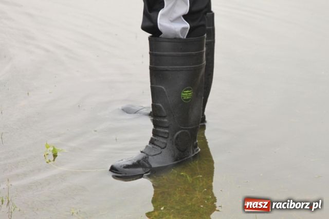 Zdjęcie w galerii na portalu naszraciborz.pl: Zalało drugą część Turza wiadomości z regionu