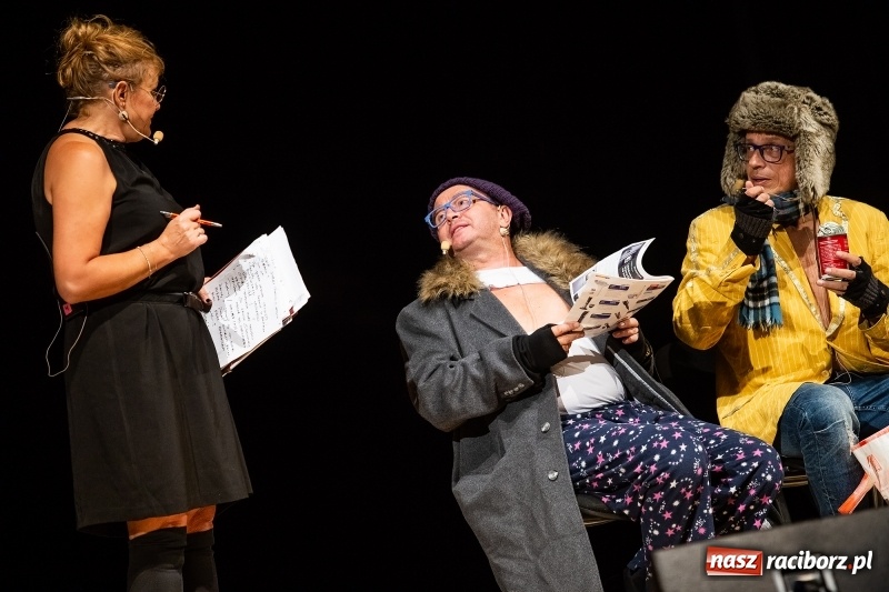 Zdjęcie w galerii na portalu naszraciborz.pl: Kabaret pod Wyrwigroszem bawił w RCK wiadomości z regionu