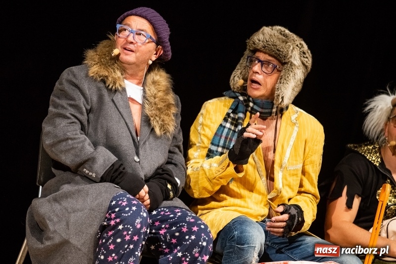 Zdjęcie w galerii na portalu naszraciborz.pl: Kabaret pod Wyrwigroszem bawił w RCK wiadomości z regionu