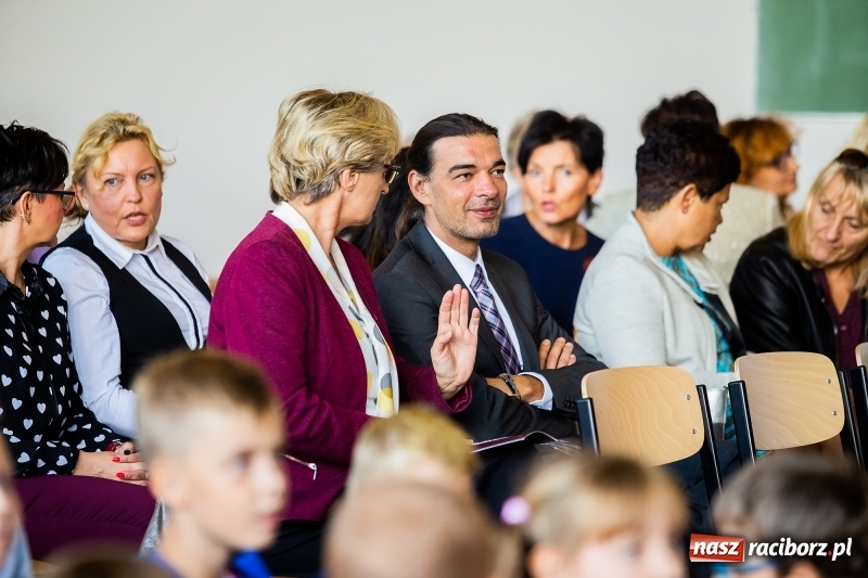 Zdjęcie w galerii na portalu naszraciborz.pl: Obchody 80-lecia szkoły w Ocicach FOTO i WIDEO wiadomości z regionu