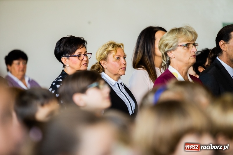 Zdjęcie w galerii na portalu naszraciborz.pl: Obchody 80-lecia szkoły w Ocicach FOTO i WIDEO wiadomości z regionu