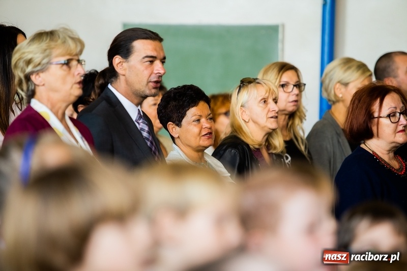 Zdjęcie w galerii na portalu naszraciborz.pl: Obchody 80-lecia szkoły w Ocicach FOTO i WIDEO wiadomości z regionu