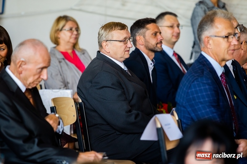 Zdjęcie w galerii na portalu naszraciborz.pl: Obchody 80-lecia szkoły w Ocicach FOTO i WIDEO wiadomości z regionu
