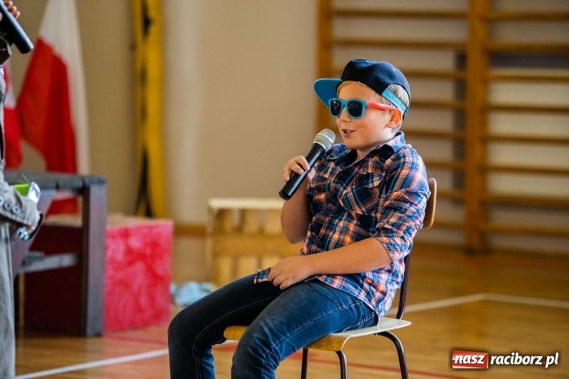 Zdjęcie w galerii na portalu naszraciborz.pl: Obchody 80-lecia szkoły w Ocicach FOTO i WIDEO wiadomości z regionu