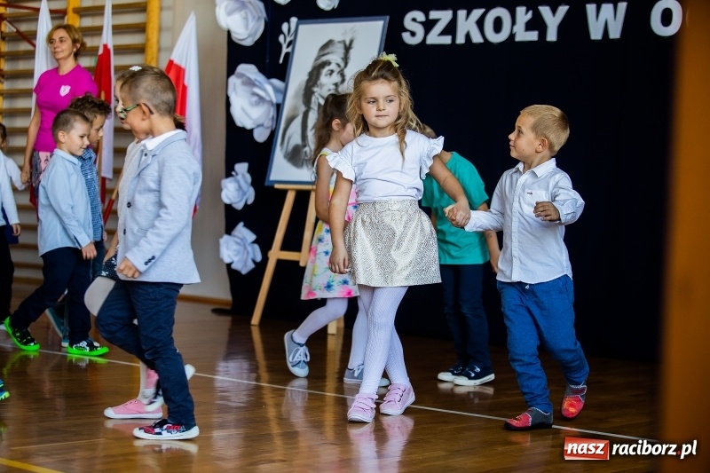 Zdjęcie w galerii na portalu naszraciborz.pl: Obchody 80-lecia szkoły w Ocicach FOTO i WIDEO wiadomości z regionu