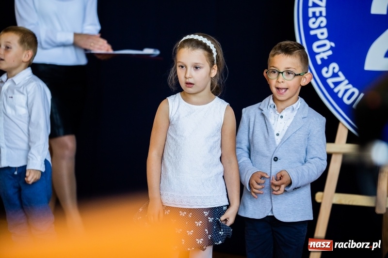 Zdjęcie w galerii na portalu naszraciborz.pl: Obchody 80-lecia szkoły w Ocicach FOTO i WIDEO wiadomości z regionu