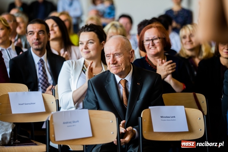 Zdjęcie w galerii na portalu naszraciborz.pl: Obchody 80-lecia szkoły w Ocicach FOTO i WIDEO wiadomości z regionu
