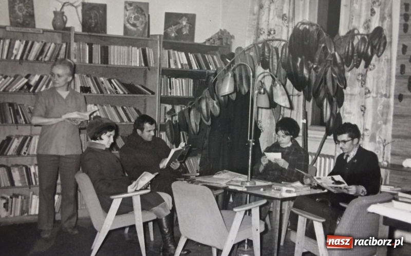 Zdjęcie w galerii na portalu naszraciborz.pl: Poznaj swoją bibliotekę. Historia filii numer 6 przy Powiatowym Domu Kultury wiadomości z regionu